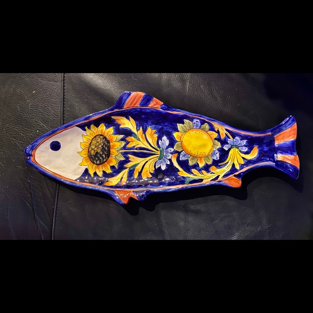 Talavera Style Fish Platter (34b)